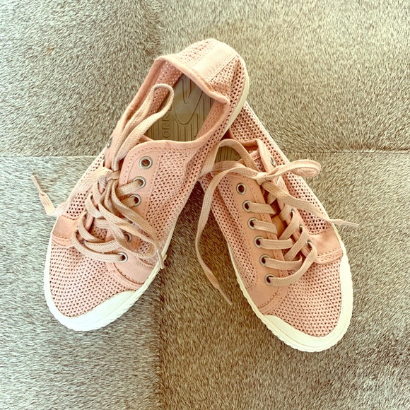 Shoes - Blush pink sneakers.  Sz 6